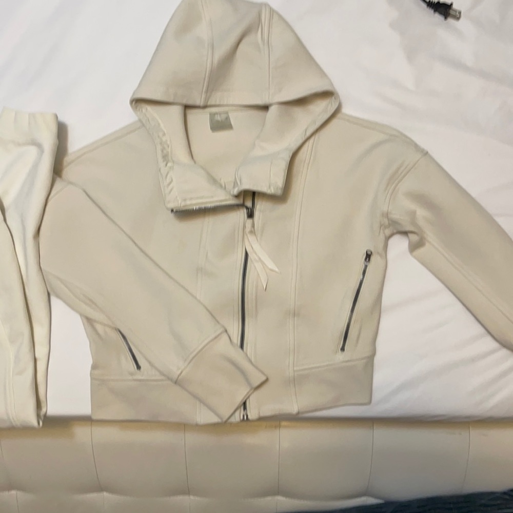 Calia by Carrie Underwood cream jumpsuit